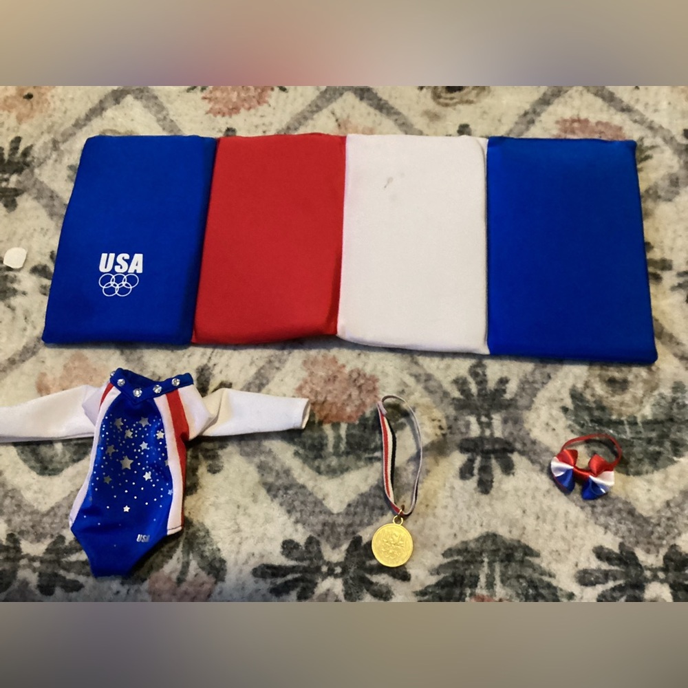 USA gymnastics set for dolls